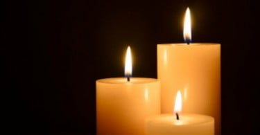 Israelita desenvolve forma de fazer velas à base de azeite