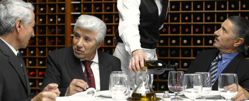 Espanhóis baixam consumo em restaurantes