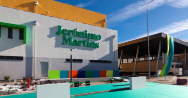Jerónimo Martins adquire operação hortofrutícola da Luís Vicente ao NuviGroup