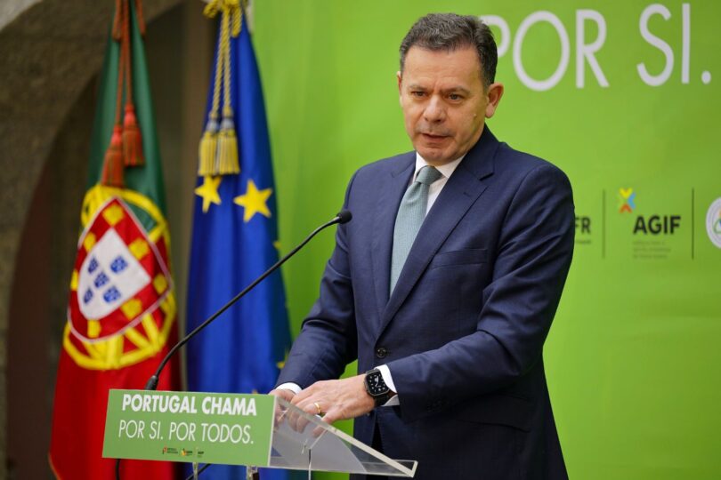 Incêndios: Maior reforço de meios em 10 anos tem de proteger pessoas e território, diz Luís Montenegro