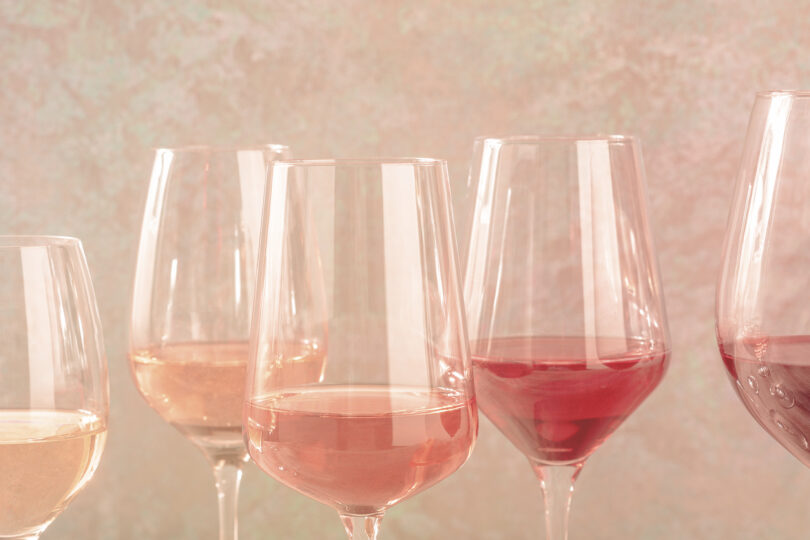 Avaliação da suscetibilidade ao “pinking” em vinhos brancos através de métodos espectroscópicos e colorimétricos